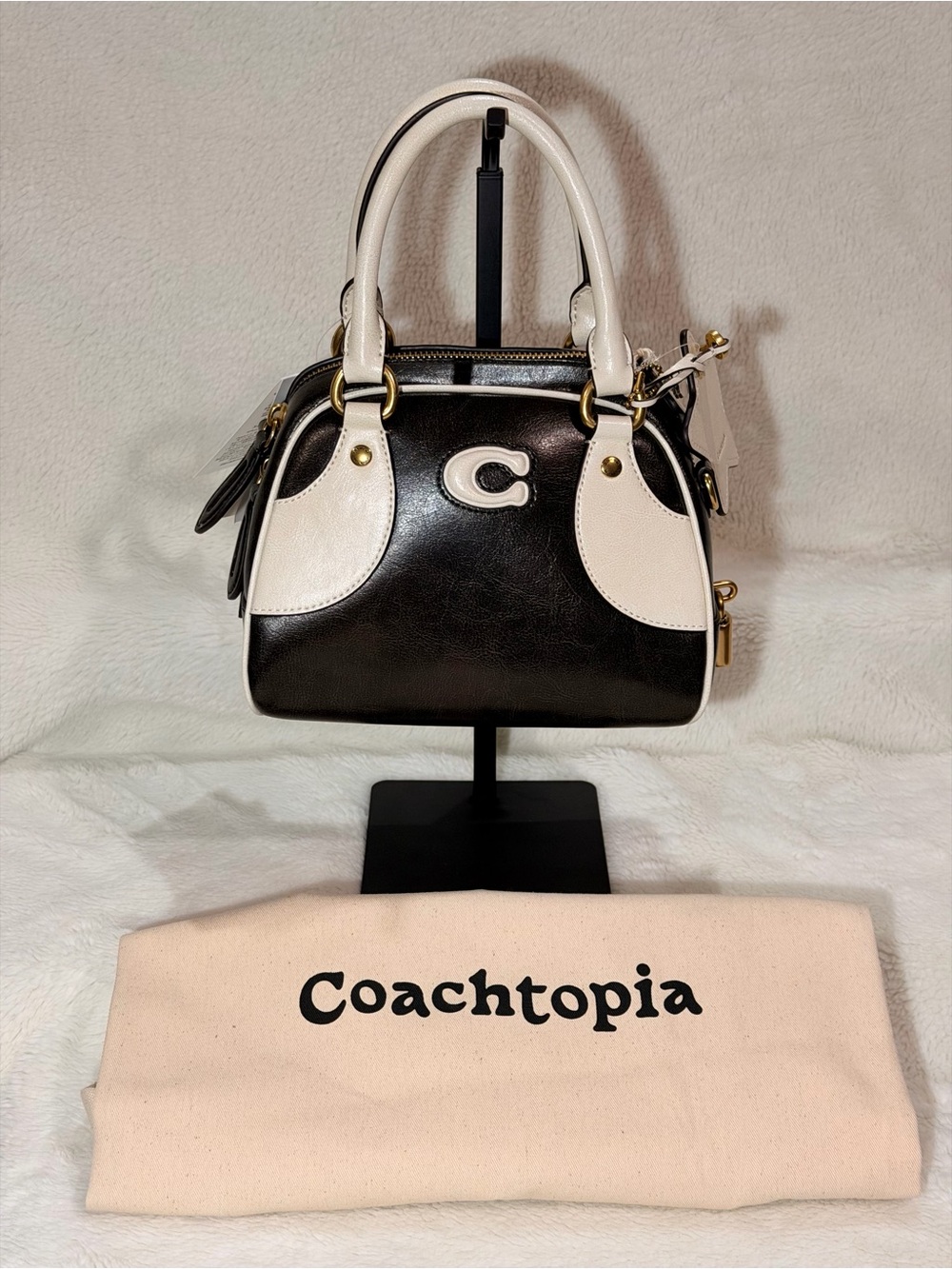 Coachtopia Bowling Top Handle Bag blk/white with gold hardware NWT